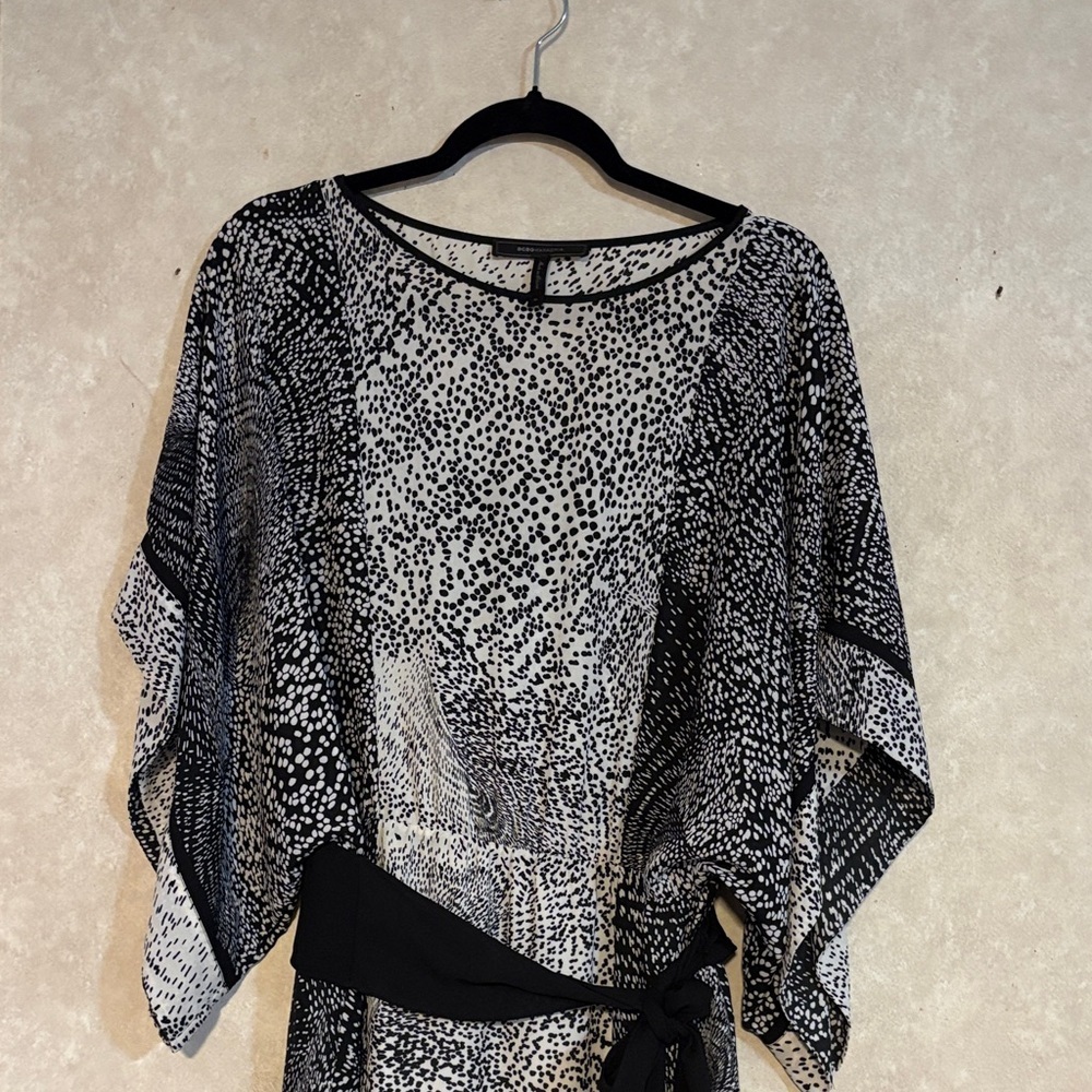 BCBGMaxAzria Monochrome Patterned Dress with Tie - Picture 2 of 7